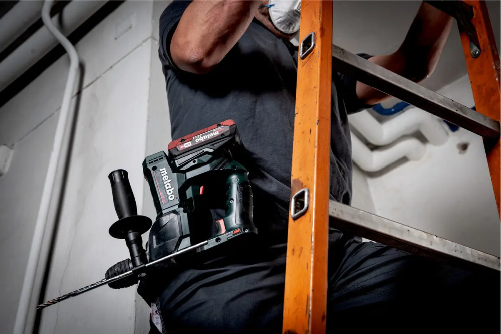 Потужний акумуляторний перфоратор Metabo Powermaxx BH 12 BL 16 : з АКБ 12V 2шт-4.0 Ач, 1.3 Дж (600207850) Київ - фото 9
