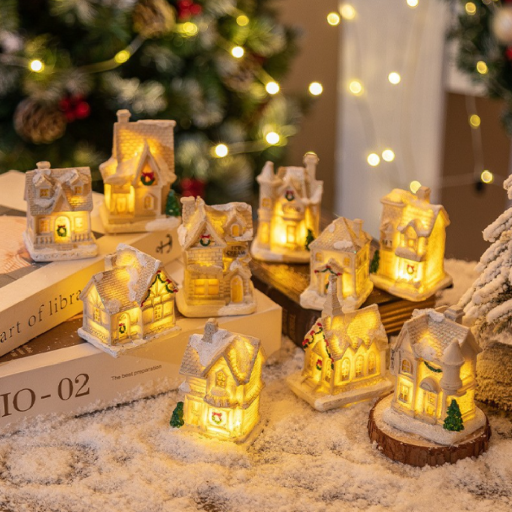 Белые Новогодние домики 6 х 5 см с подсветкой из полистоуна. G Одесса - изображение 4