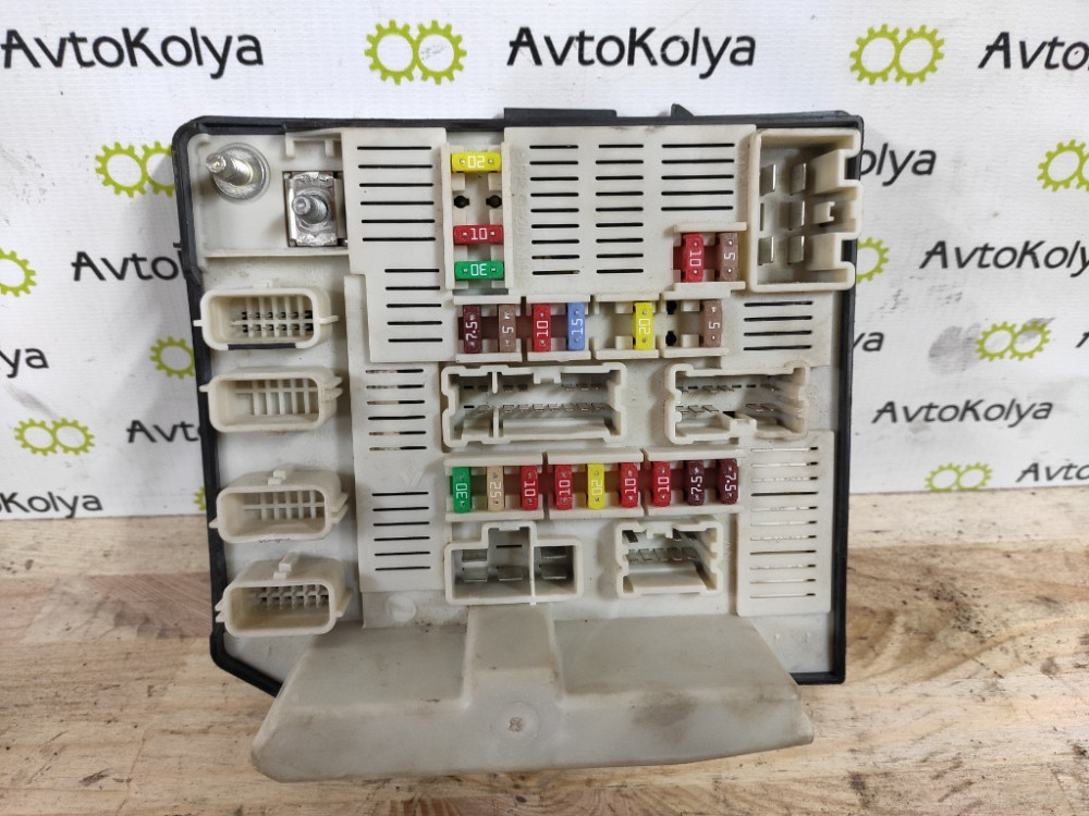 Блок запобіжників Renault Kangoo 2008-2012 (8200451904) Ковель - фото 2