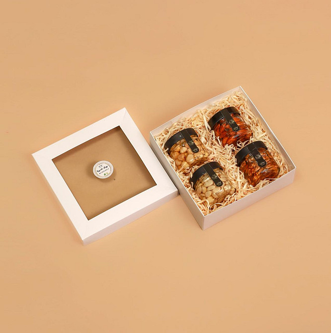 Цікавий подарунок на 8 березня Царство Меду №33 коханій дружині Одеса - фото 1