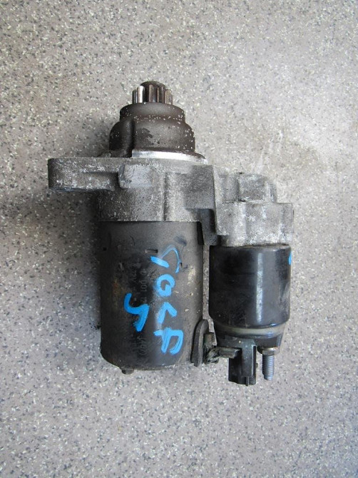 Стартер Volkswagen Golf 5 1.4 бензин 2003-2008 Ковель - фото 1