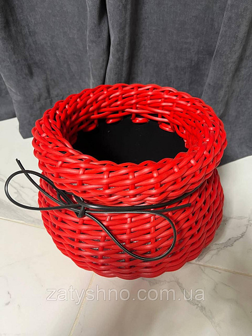 Червоний ротанговий кошик плетений Київ - фото 6