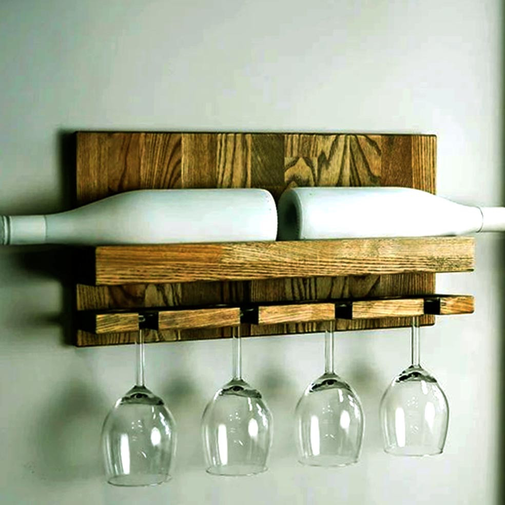 Настенная винная полка 
