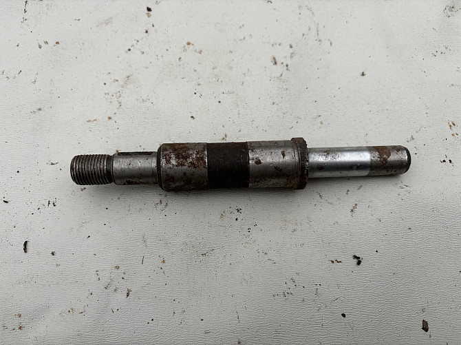 Вал водяного насоса Д-43, Д-245 МТЗ, МАЗ (L = 175 мм). Харків - фото 1