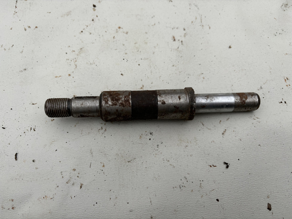 Вал водяного насоса Д-43, Д-245 МТЗ, МАЗ (L = 175 мм). Харків - фото 1