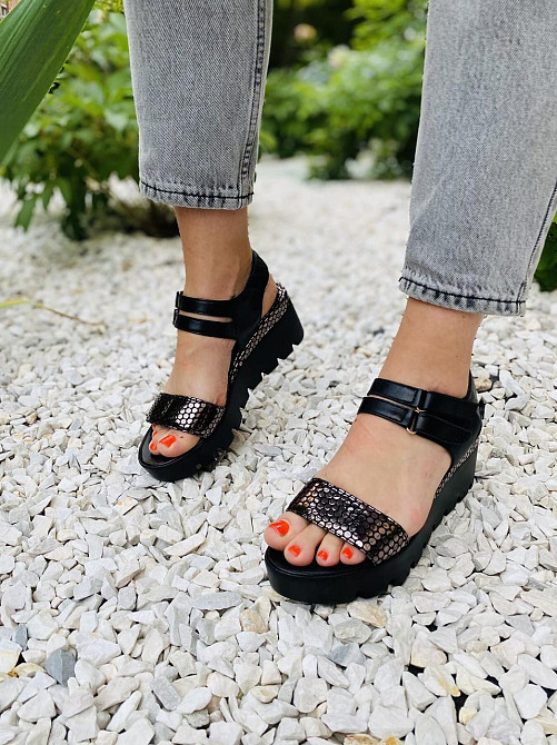 Olli Босоніжки жіночі чорні + квасоля OLLI 3-56274 літні / Шкіряні босоніжки на танкетці 37-39 Коломыя - изображение 4