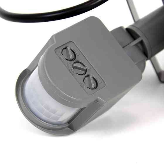 LED-прожектор Lightwell LW-10W-220PIR з датчиком руху Киев