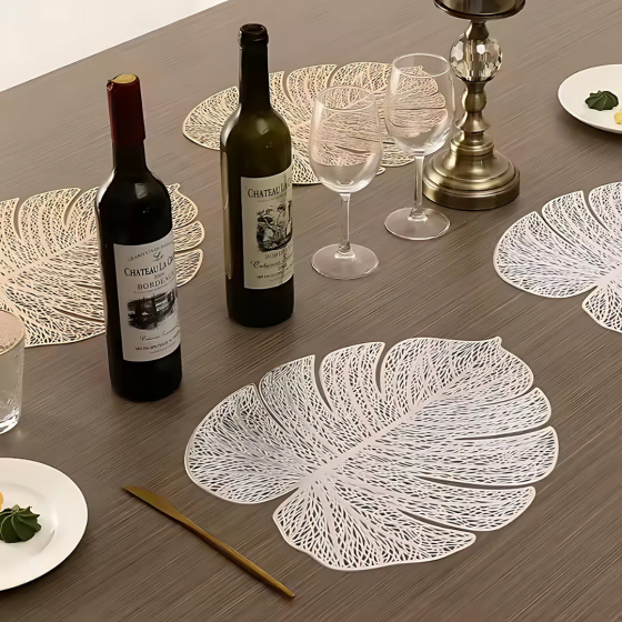 Сервировочная салфетка под горячее фигурная 38х30 см, коврик сервировочный серебристый набор 2 шт Каменец-Подольский