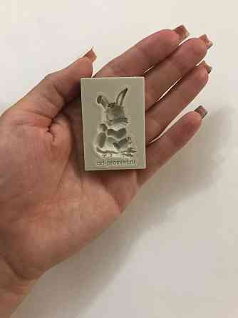 Молд силиконовый Заяц 52 на 36 мм серый Киев