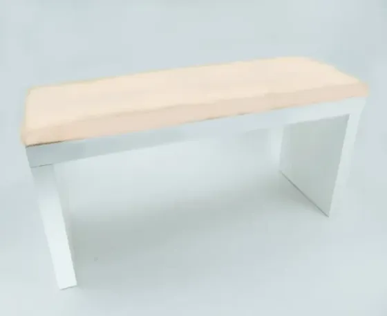 Підставка під руку для манікюру на дерев'яних ніжках , кремова Київ