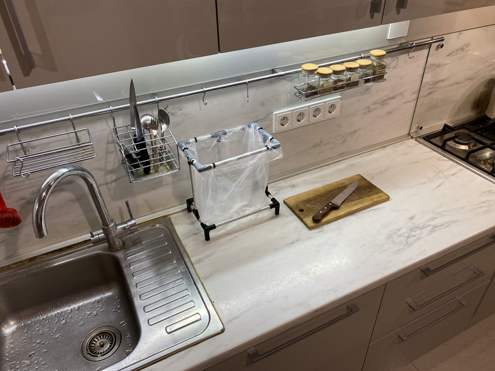 Стійка-тримач для пакетів для сміття 20 л на робочу поверхню кухні - Treho Micro. Для швидкого збира Борисполь - изображение 5