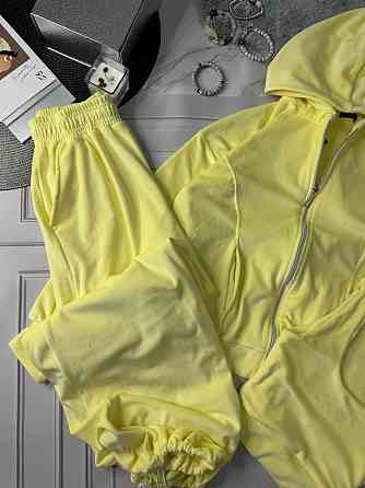 Женский стильный повседневный плюшевый костюм тройка Желтый, 42/44 Одесса