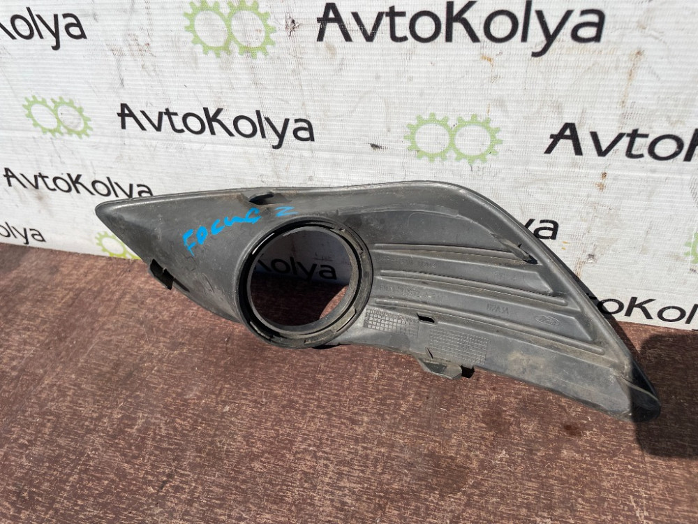 Рамка протитуманної фари права Ford Focus 2008-2010 (8M51R-19952-AEW) Ковель - изображение 3
