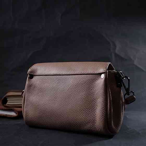 Компактна шкіряна сумка з трикутним клапаном Vintage 22256 Бежева Київ