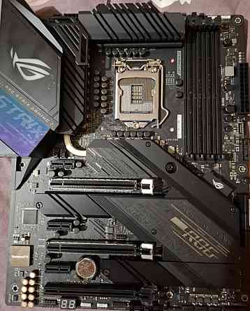 Материнская Плата ASUS ROG Strix Z490-E (Wi-Fi) Киев