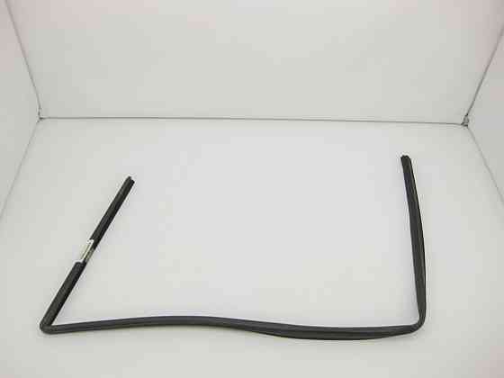 Mercedes-Benz  A2117250125 Ущільнювач опускного скла передніх лівих дверей E-Class W211 Одеса