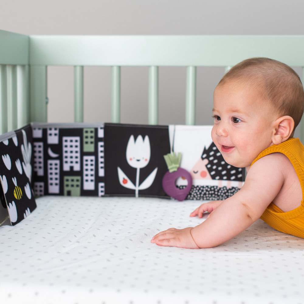 Розвиваюча книжка-розкладушка колеції Садочок у місті – Зайчики Дніпро - фото 5