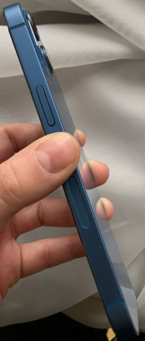 Айфон Apple iPhone 13 128Gb. 
R-sim Киев - изображение 2