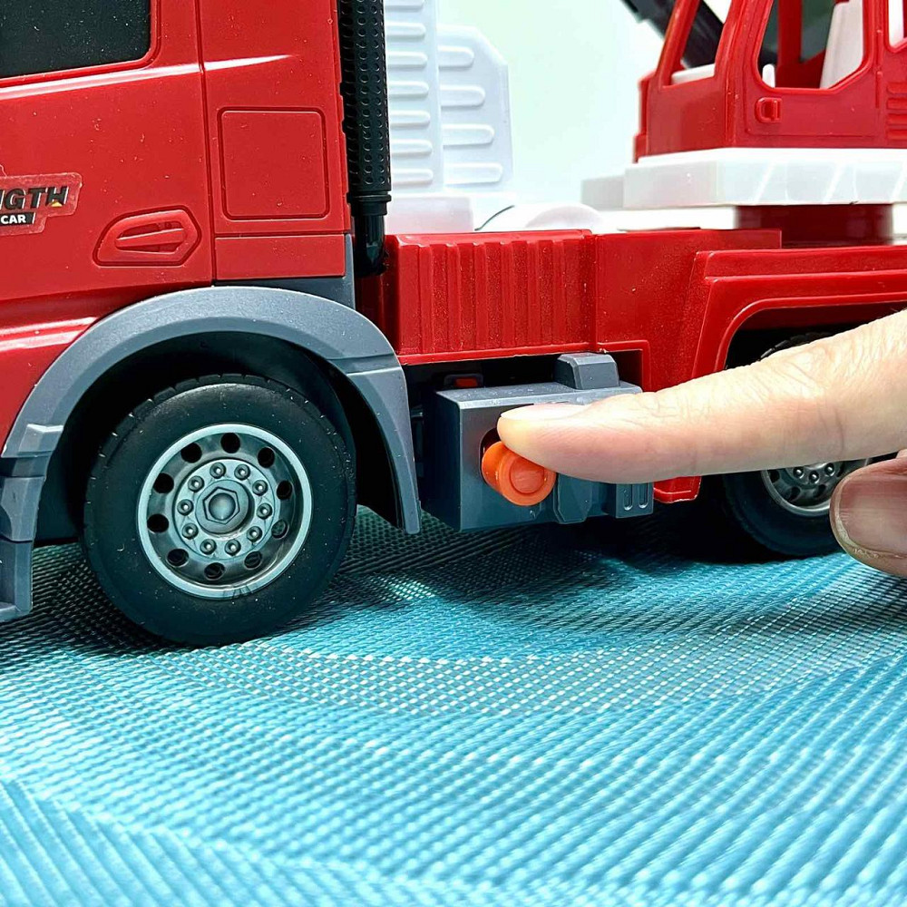 Спецтехніка Пожежна машинка звук підсвічування 35см Червона (687-55 C) Чернігів - фото 9