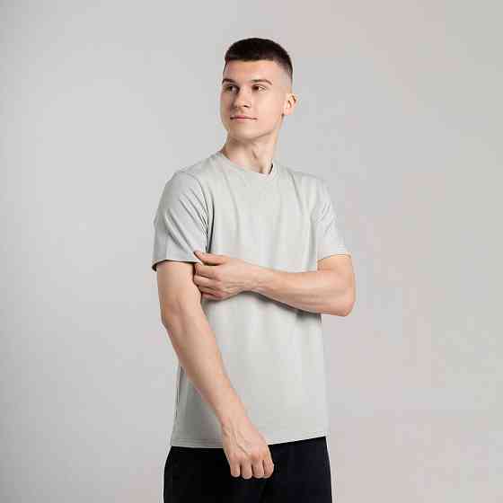 Мужская футболка Pobedov Peremoga светло-фисташковая Киев