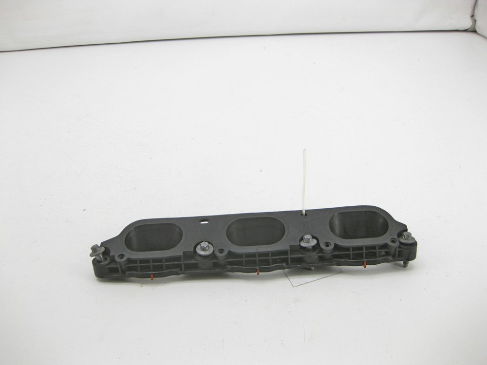 Mercedes-Benz  A2760900244 Проміжний фланець між впускним колектором та правою головкою двигуна M276 C-Class Cabrio A205 C-class Estate S205 C-Class C Одеса - фото 3