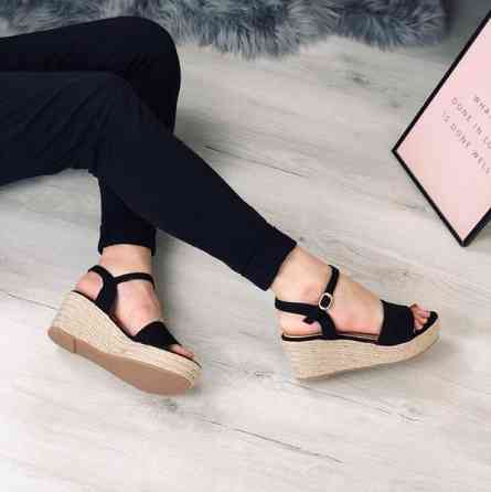 Женские Сандалии Босоножки на Танкетке Платформа Черные Летние (размеры: 37,38,39,40) - 32 Днепр