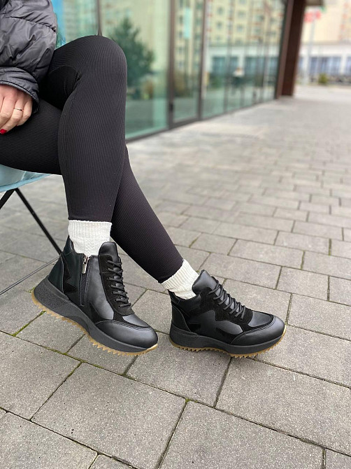 Arcoboletto Кроссовки женские Arcoboletto черные кожа+замша зима 37-41 (5670) Коломыя - изображение 4