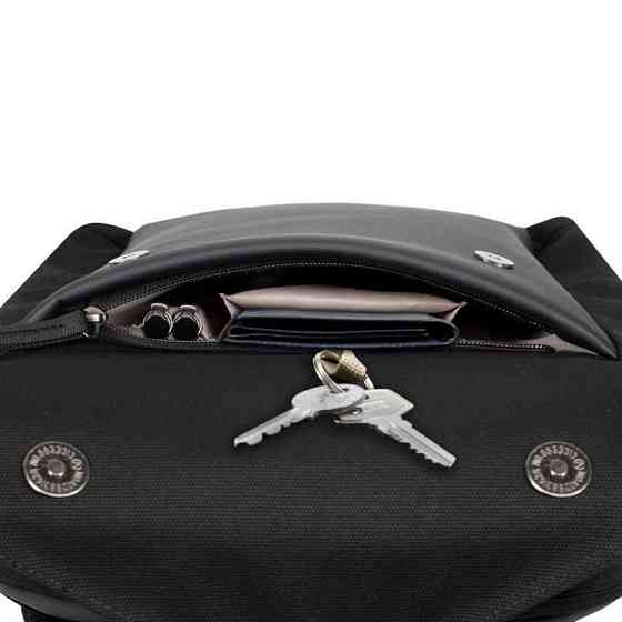 Рюкзак Rivacase 8521 Black 13.3