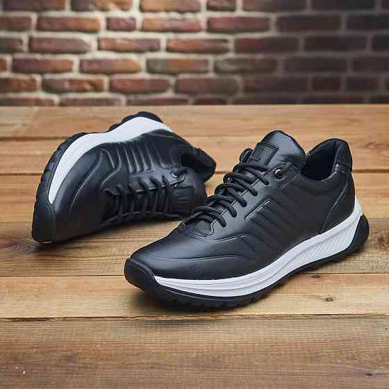 Чоловічи кросівки з натуральної шкіри ЛЕВЕЛЬ черный 56810б Харьков