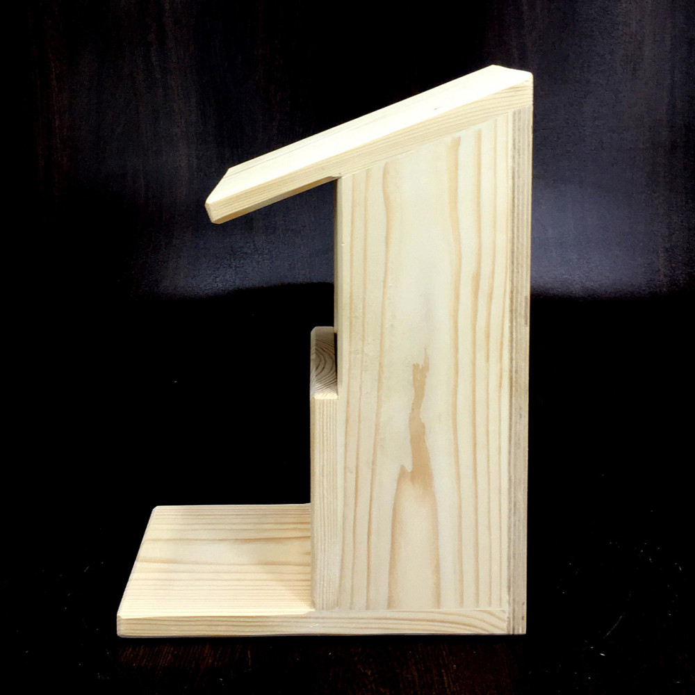 Кормушка для белок 