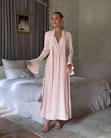 Жіноче романтичне приталене плаття костюмка Пудра Одеса