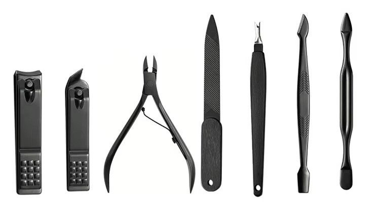 Набор для маникюра педикюра в кейсе ножницы, пилочка,пинцет, в наборе 16 шт черный Каменец-Подольский - изображение 3