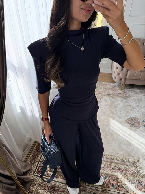 Стильний жіночий повсякденний костюм. Темно-синій, 42/44 Одеса - фото 1