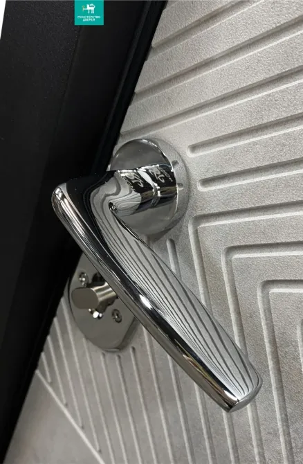 Двері вхідні Міністерство дверей ПК-560 Квартира Оксид чорний / Оксид світлий сірий 960х2050 мм Київ - фото 8