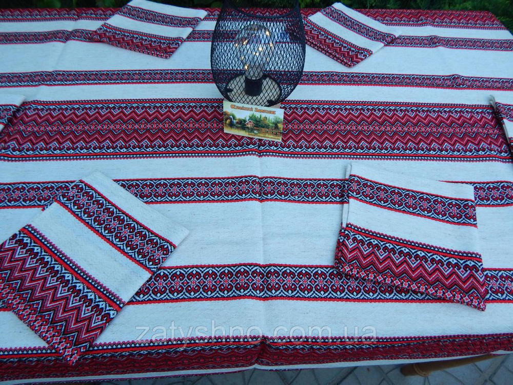 Вышитая скатерть с салфетками на льне Киев - изображение 4