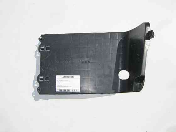 Mercedes-Benz  A2218211036 Кришка кабельного каналу на задній правій колісній арці S-Class W221 Одесса