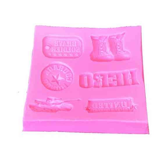 Силіконовий молд Герой 80 на 75 мм рожевий Київ