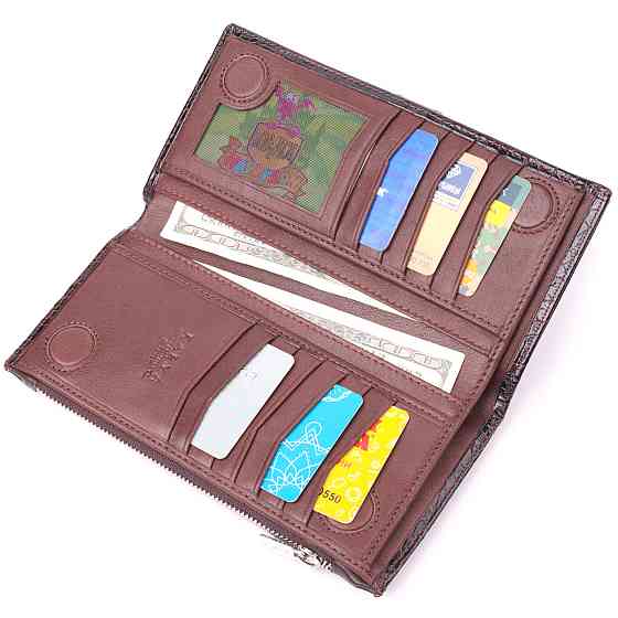 Лакированное вертикальное мужское портмоне из натуральной кожи с тиснением под крокодила KARYA 21424 Киев