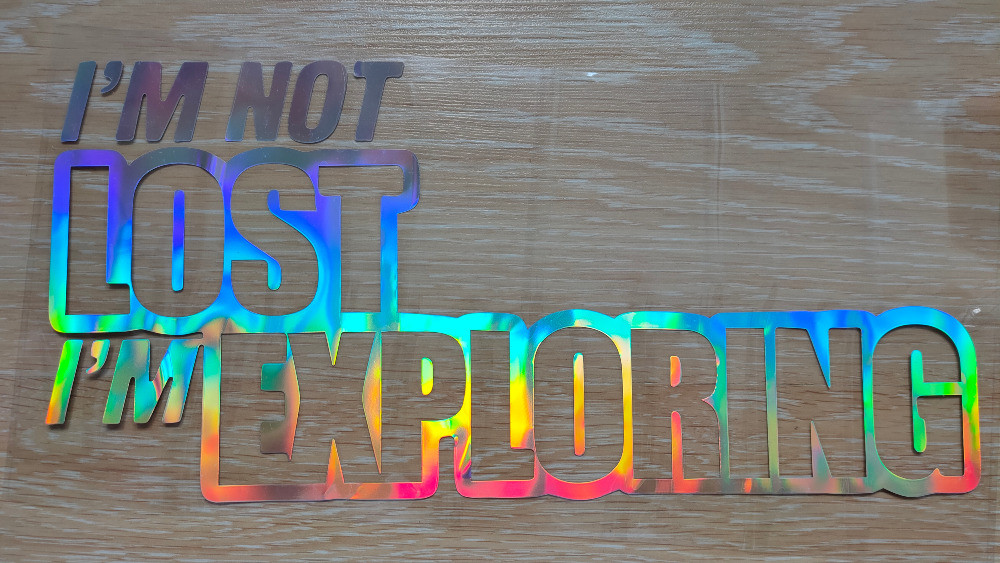 Наклейка на авто im not lost im exploring переклади Київ - фото 1