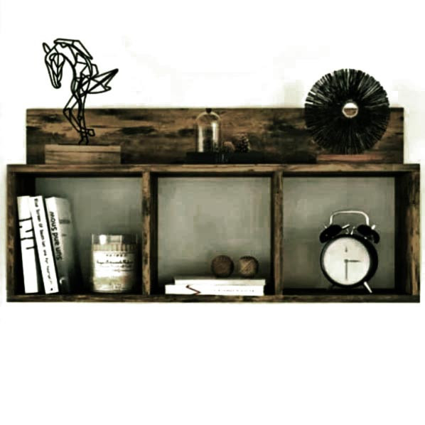 Полка для ванной 