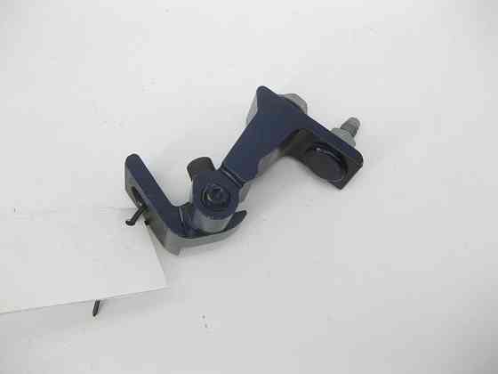 VAG  4M0831403E Половина петлі двері передньої лівої, нижня частина верхньої петлі Одеса