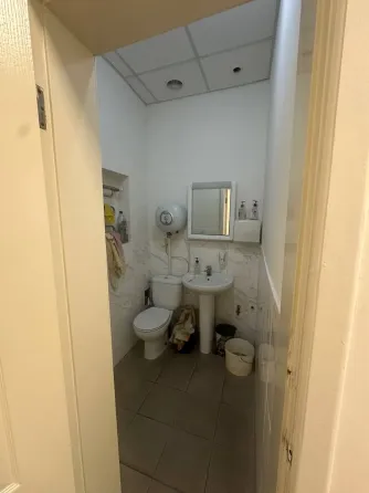 Червона лінія, центр міста. Був "ПриватБанк" Ремонт як на фото Дніпро