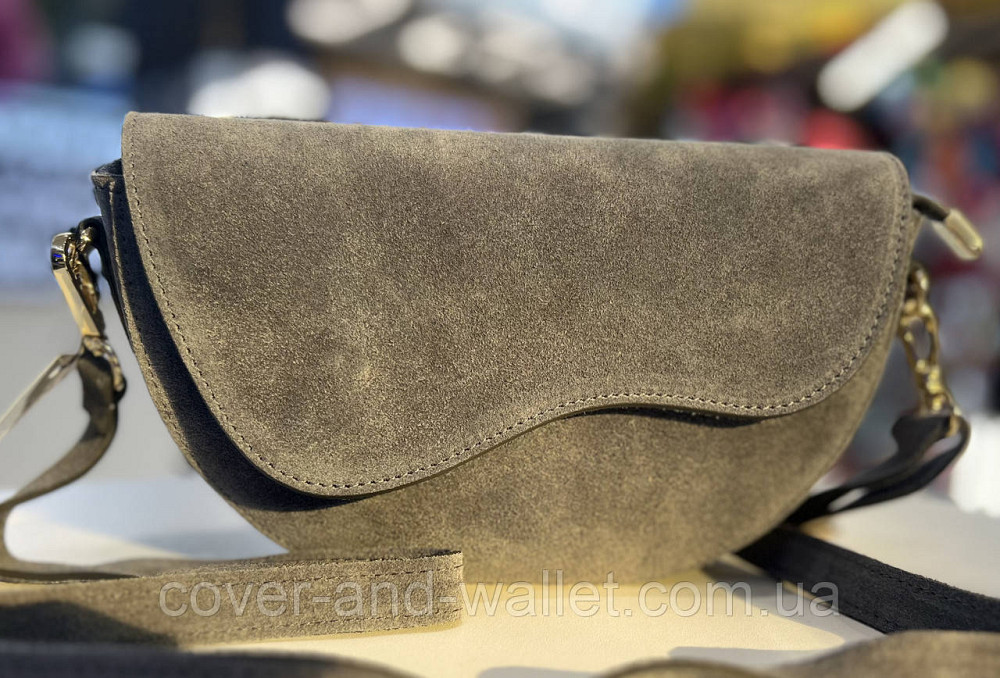 Стильная женская сумка кросс-боди из натуральной замши в черном цвете Virginia Conti Киев - изображение 3