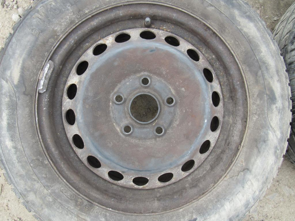 Диск з шиною 195/65 R15 Volkswagen Golf 5 2003-2008 Ковель - фото 2