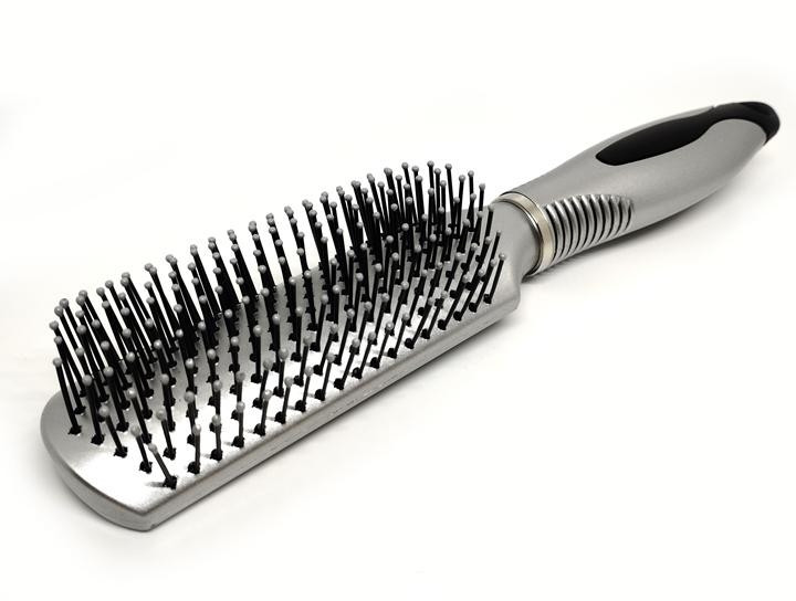 Расческа для волос пластик Киев - изображение 1