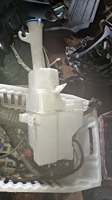 Бачок омивача Kona Київ - фото 1