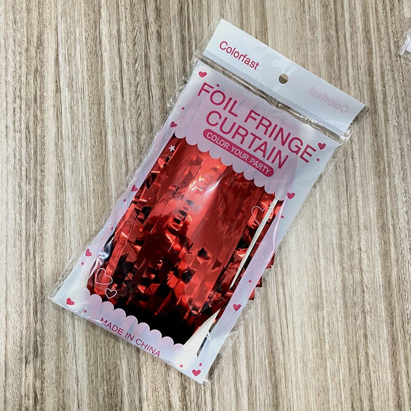 Дощик для фотозони 3 м на 1 м червоний Київ - фото 8