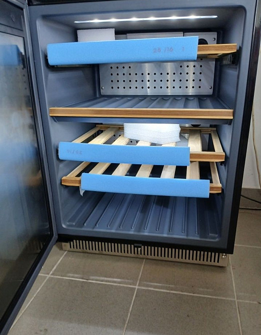 Новый Холодильник для вина smeg cvi338xs Киев - изображение 3