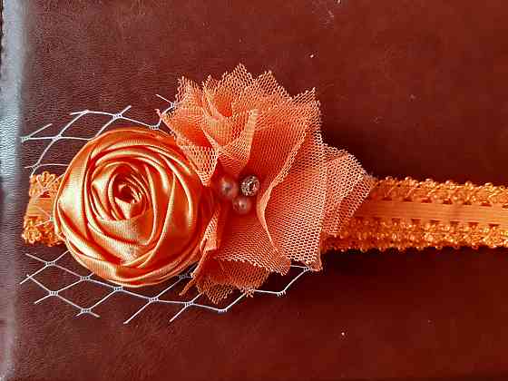 Дитяча помаранчева пов'язка - розмір універсальний (на резинці), декор 8см Київ