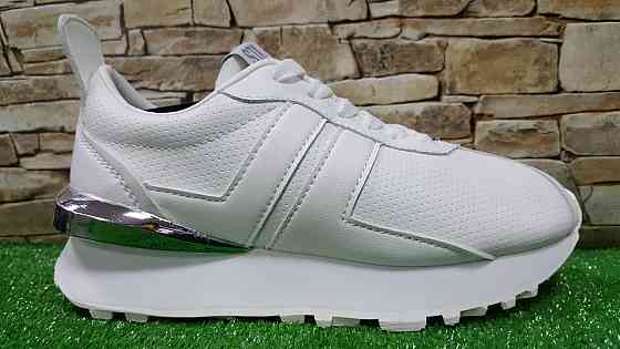 Женские кожаные кроссовки BaaS Stay Tory Киев